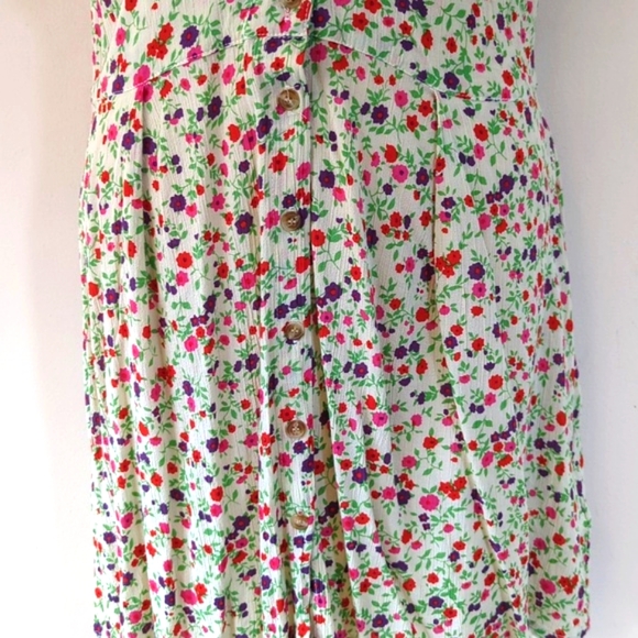 Faithfull The Brand Marianne Mini Dress in Bastille Floral - Picture 11 of 16